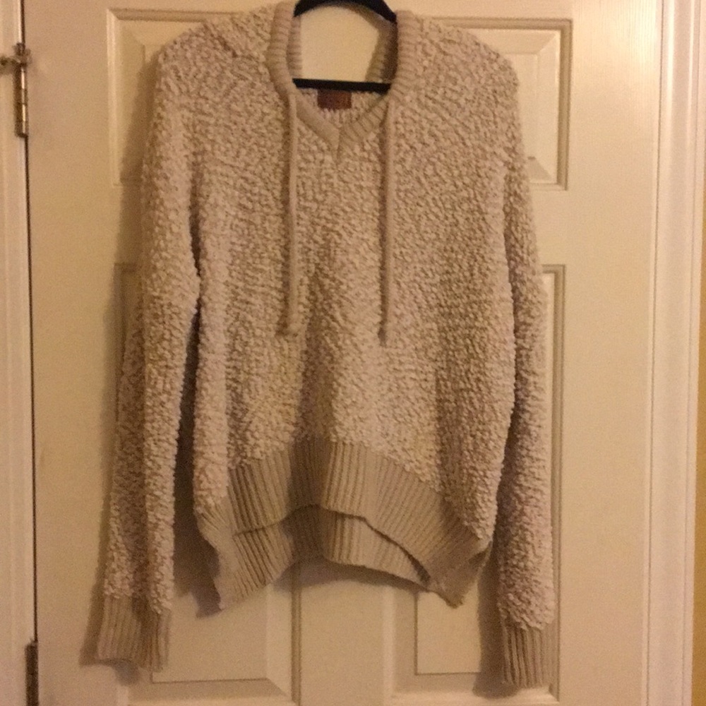 Large POL popcorn sweater with hood